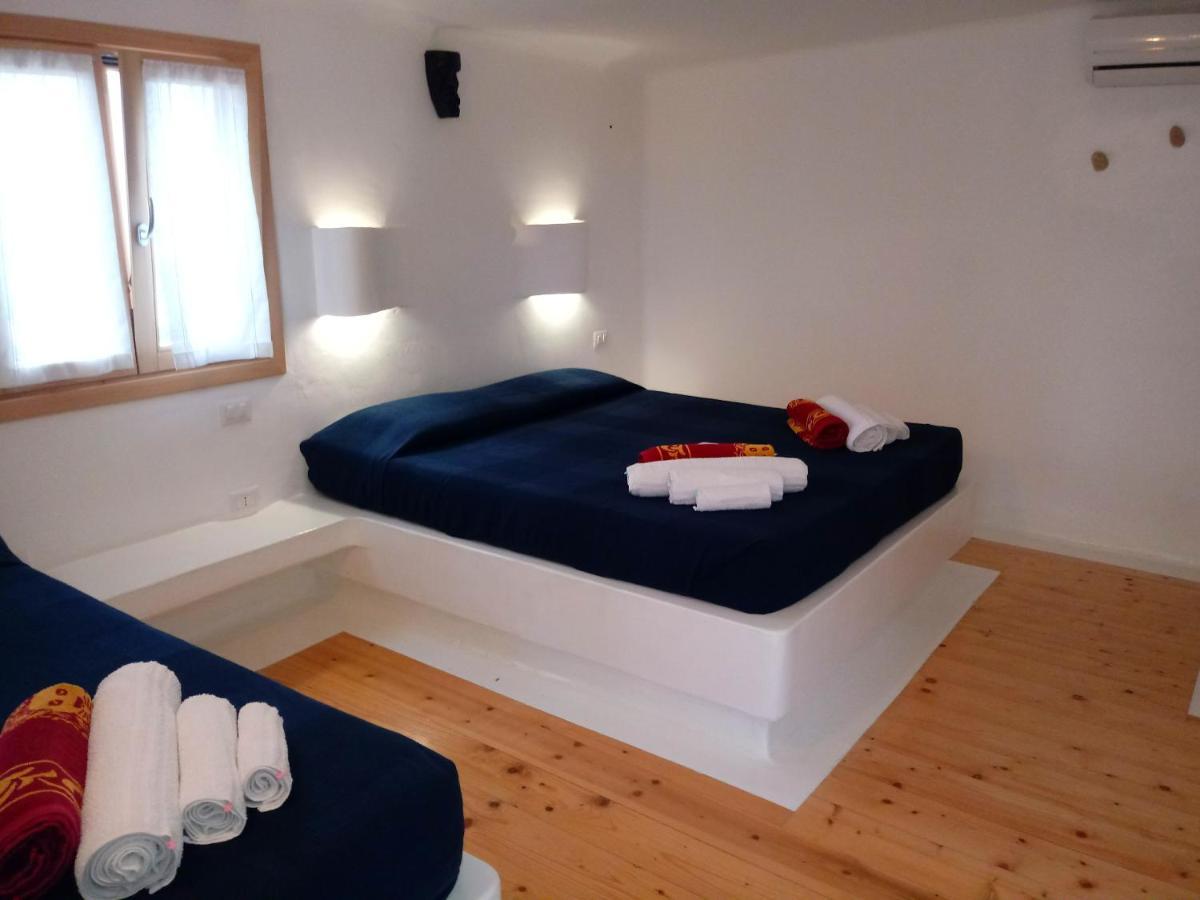 Casa Namaste Bed & Breakfast Porto Columbu - Perd'E Sali Exterior foto